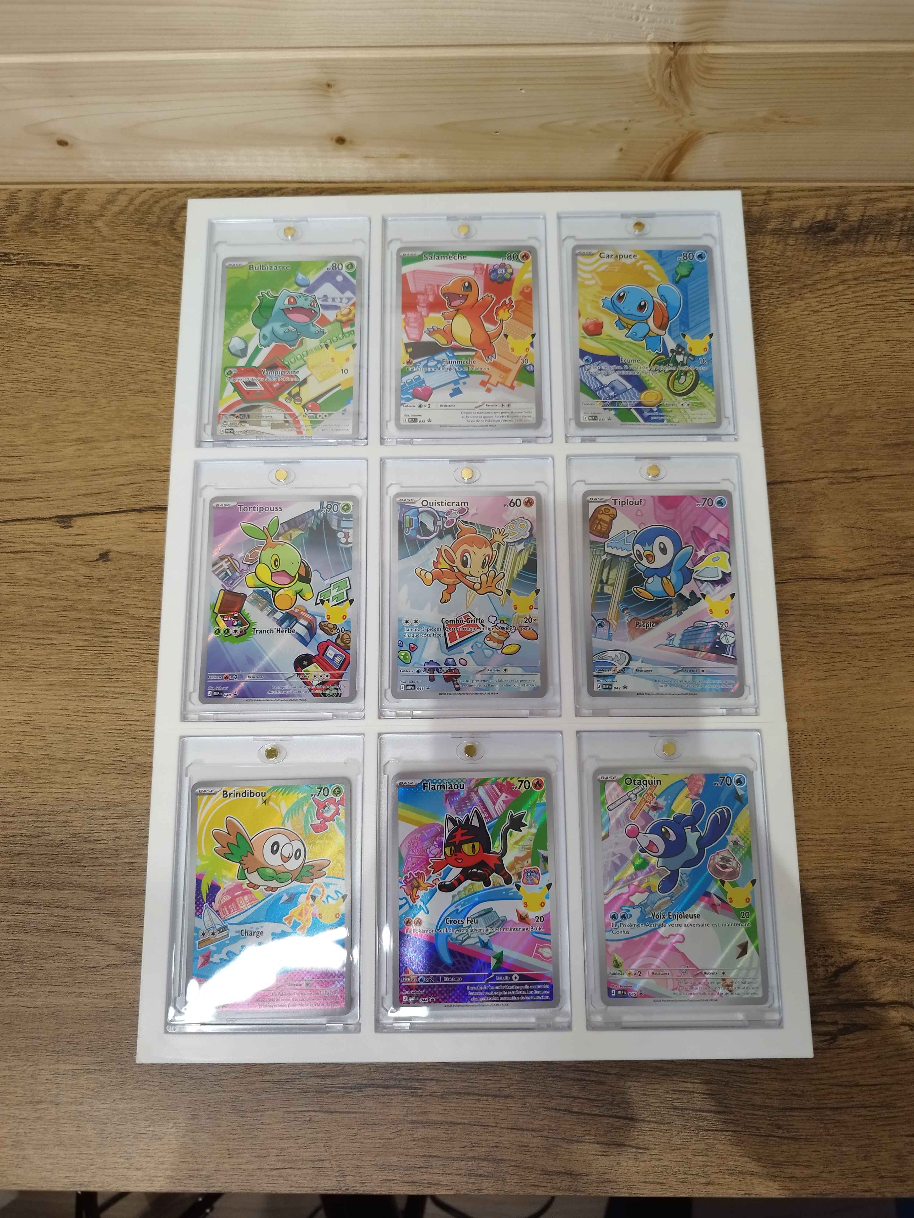Cadre décoratif pour 9 cartes Pokémon + 9 boîtiers