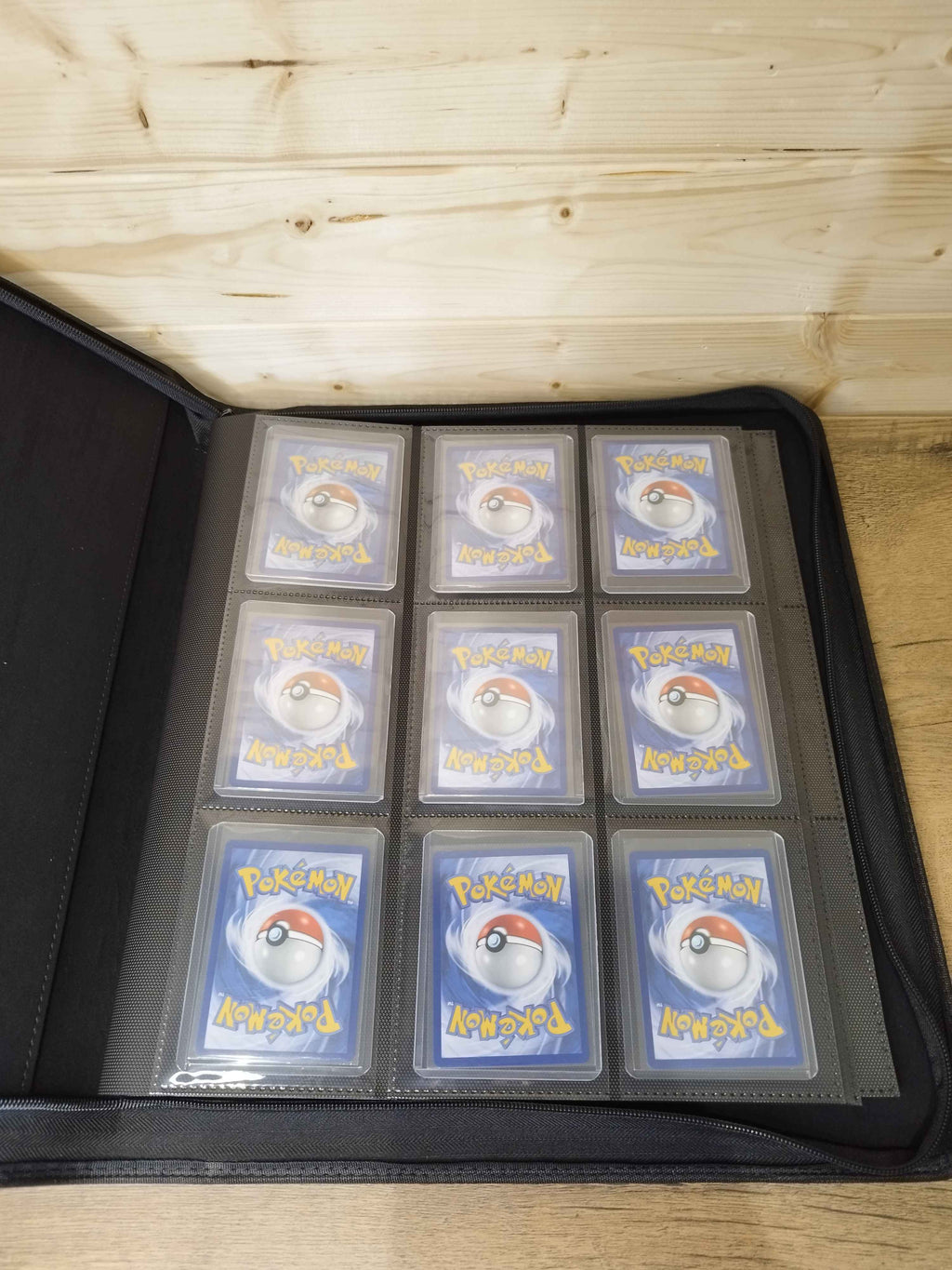 Classeur Toploader Cartes Pokémon – 252 places