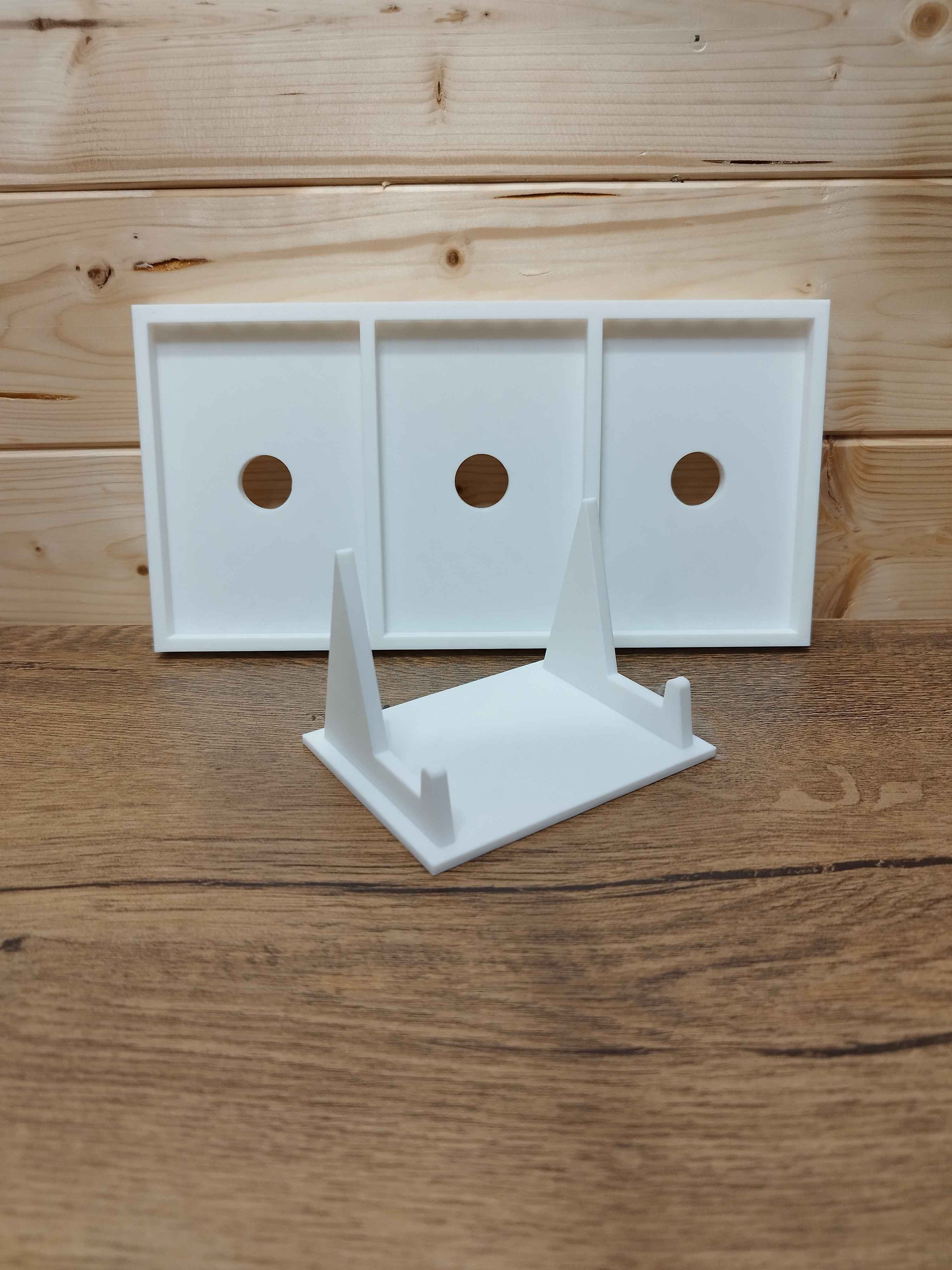 Présentoir pour 3 Cartes Pokémon + Boîtiers Magnétiques