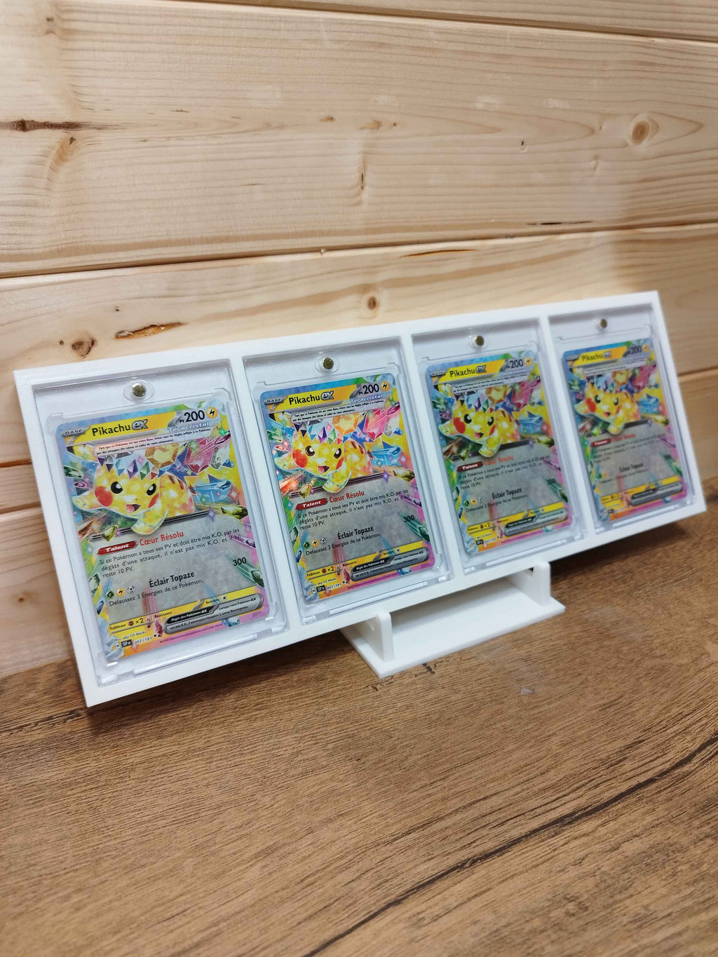 Présentoir pour 4 Cartes Pokémon + Boîtiers Magnétiques
